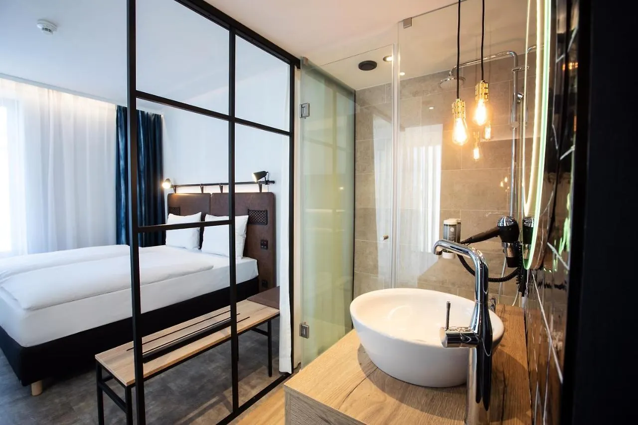 H2 Hotel Budapesta 3*,  Ungaria