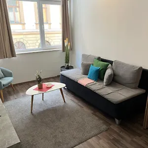 Apartament Nova, Budapesta