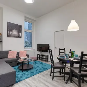 Apartament Palace, Budapesta